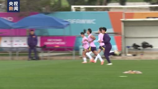 男生摸女生下面的视频