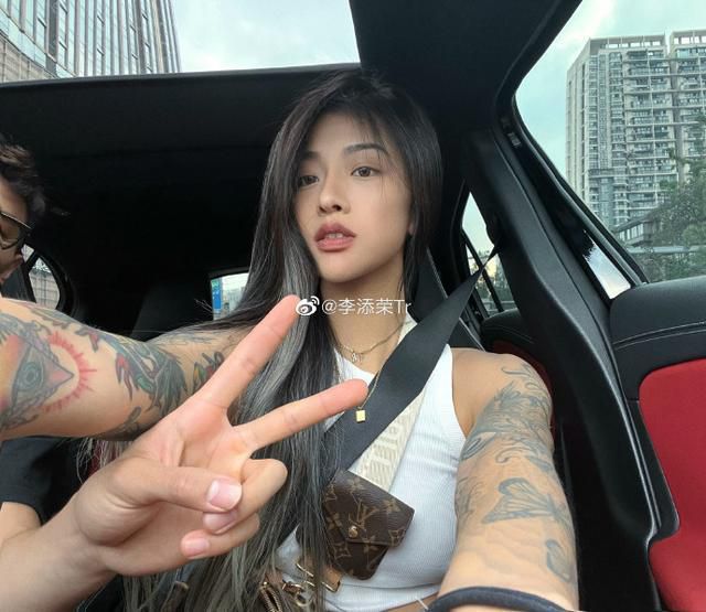 h乳喷奶水被揉得受不了小说