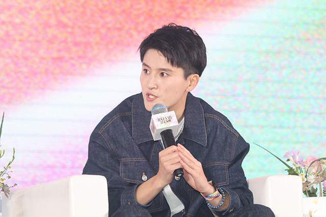 面包车里的秘密