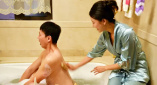 男生怀孕大肚子要生宝宝了视频